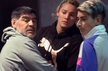 Ανάκριση στον Μαραντόνα για πιθανή επίθεση σε γυναίκα