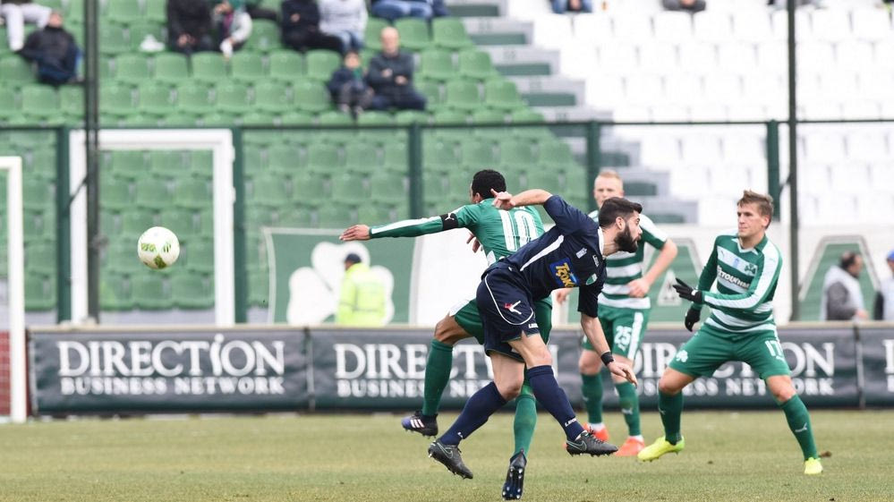 Γενική είσοδο 10€ για να γεμίσει η άδεια Λεωφόρος