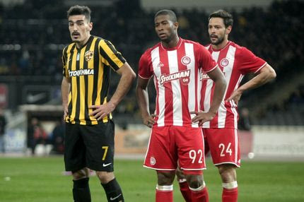 Άναψαν και τα… λαμπάκια της βενζίνης στο Ρέντη