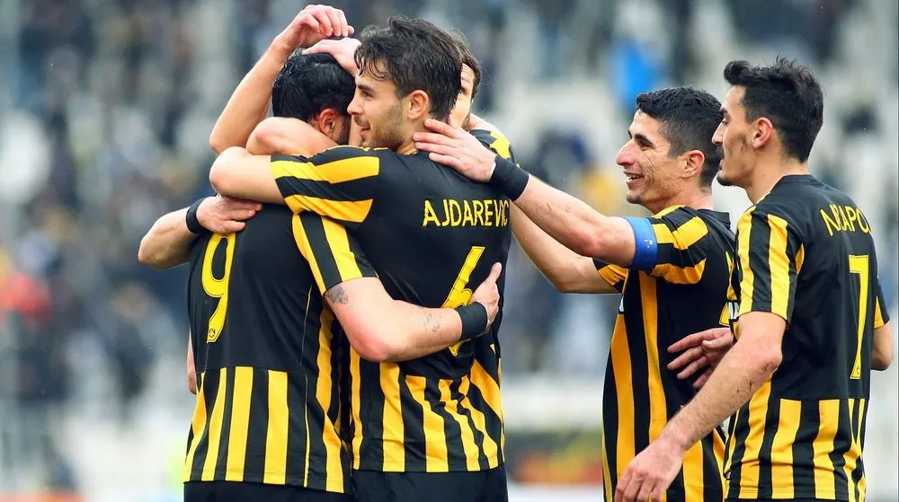 Κάνει τα βασικά και συνεχίζει… κερδίζοντας!