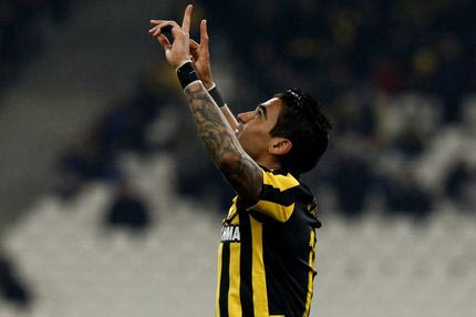 Δύο γκολ ο Αραούχο, τρεις ασίστ ο Βάργκας, έξι γκολ η ΑΕΚ!