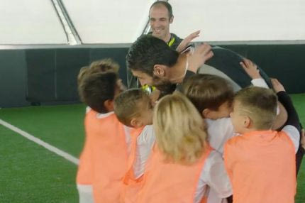 Ο Μπουφόν έκανε ΟΛΑ τα παιδιά να γίνουν τερματοφύλακες με μια κίνηση