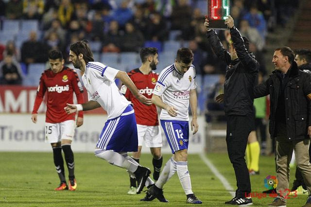 Ντεμπούτο και αποθέωση για Σαμαρά στη Σαραγόσα