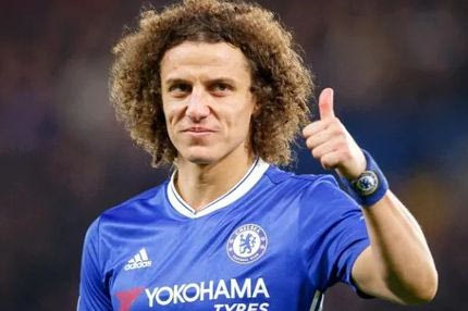 Το νέο λουκ του Νταβίντ Λουίζ προκάλεσε συζήτηση