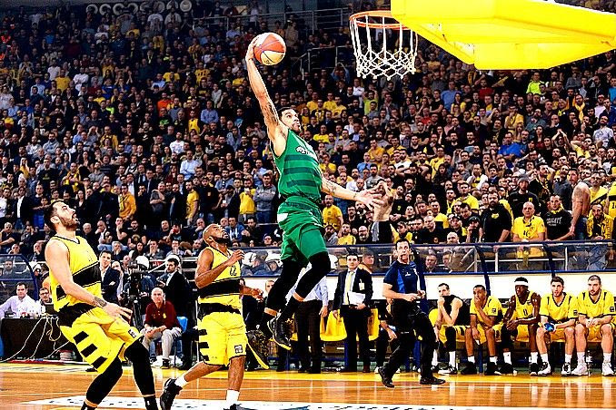 Φελντέιν κατά κόσμου!