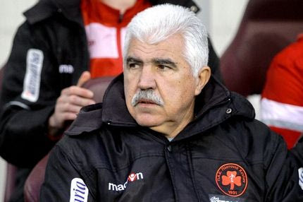 Βραβεύει τον Παράσχο η ΑΕΚ!