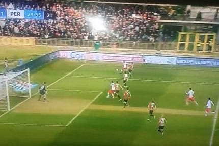 Γκολ-αριστούργημα με αύρα από… Ιμπραχίμοβιτς!