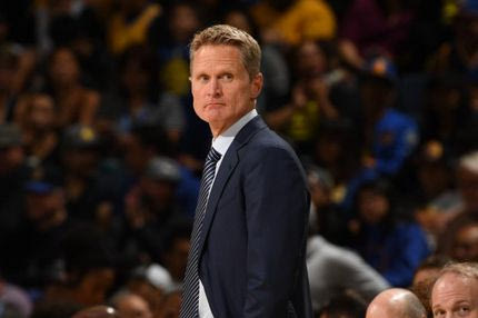 Ο κόουτς των Γουόριορς ρωτήθηκε για το χρώμα του Αντετοκούνμπο