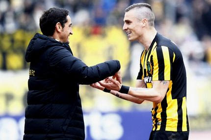 Δεν σκέφτεται καν τον Ολυμπιακό ο Χιμένεθ