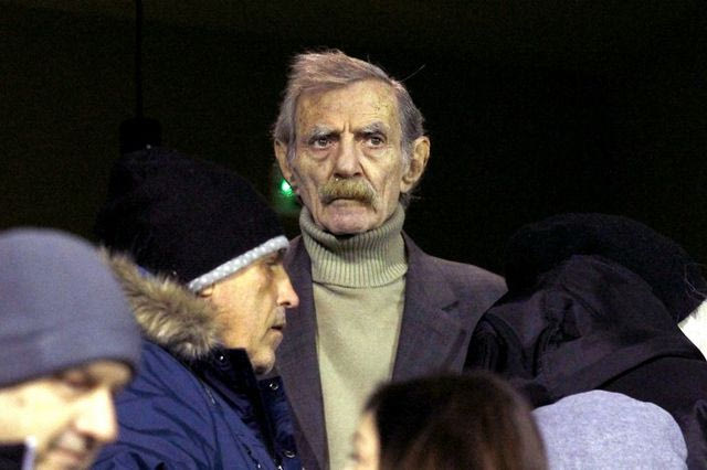 Κανείς δεν κόβει το γήπεδο στον Καπετάνιο!