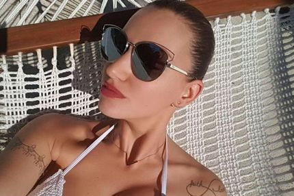 Κερδίζει 18.000.000 ευρώ το χρόνο αλλά πουλάει αμάξι μέσω Instagram!