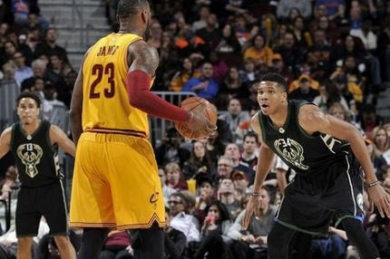 Υποκλίθηκε στον “βασιλιά” ΛεΜπρόν ο Giannis