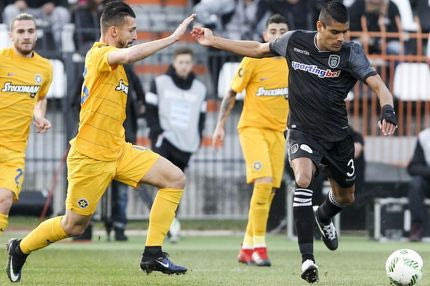 “Τρελάθηκε” ο Μάτος, θεϊκή αντίδραση από το βοηθό διαιτητή!