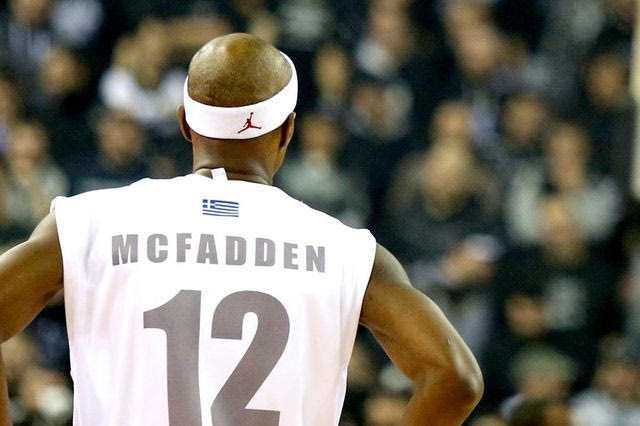 Ο ΜακΦάντεν έβγαζε φωτογραφίες πριν από τα… συντρίμμια