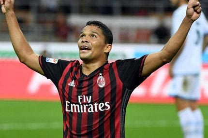 O Μπάκα πέταξε στα μούτρα των Κινέζων τα λεφτά!