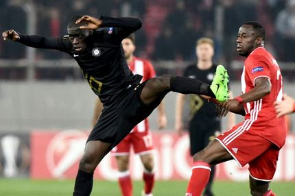 “Ντυμένη” με αφίσες του ματς η Άγκυρα!