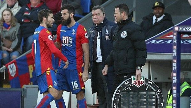 Εφιάλτης για Πάλας στο ημίχρονο χωρίς… Μιλιβόγεβιτς