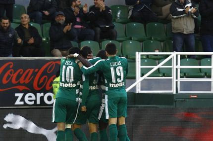 Τρέλα με Καρβέλα στη Λεωφόρο