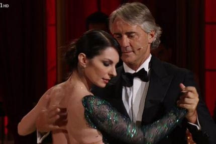 Χορευτής για μία νύχτα ο Ρομπέρτο Μαντσίνι!