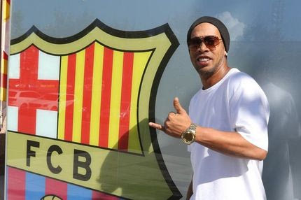 Ξανά στην Μπάρτσα ο Ροναλντίνιο