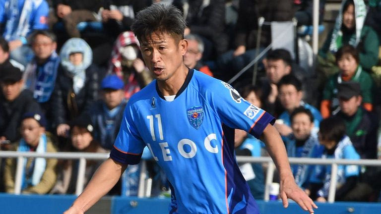 Έκλεισε τα 50 και συνεχίζει ο Μιούρα