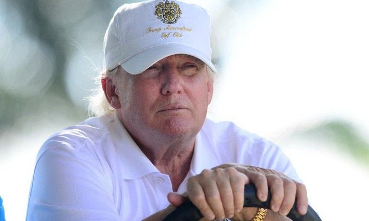 Το μπαστούνι (για το γκολφ) του Τραμπ αξίζει μια μικρή περιουσία