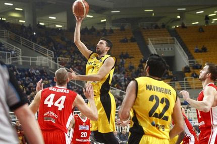 “Αέρας” στους 16 η ΑΕΚ!