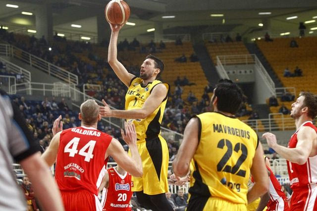 “Αέρας” στους 16 η ΑΕΚ!