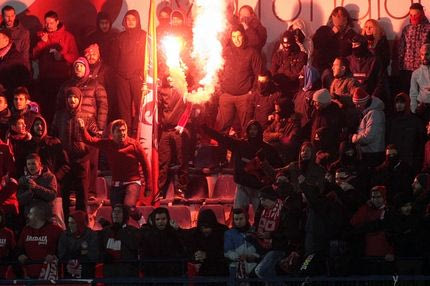 Βαρύ πρόστιμο στον Ολυμπιακό για τα επεισόδια με αστυνομικούς στην Βέροια