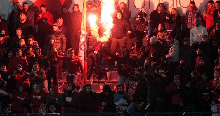 Βαρύ πρόστιμο στον Ολυμπιακό για τα επεισόδια με αστυνομικούς στην Βέροια