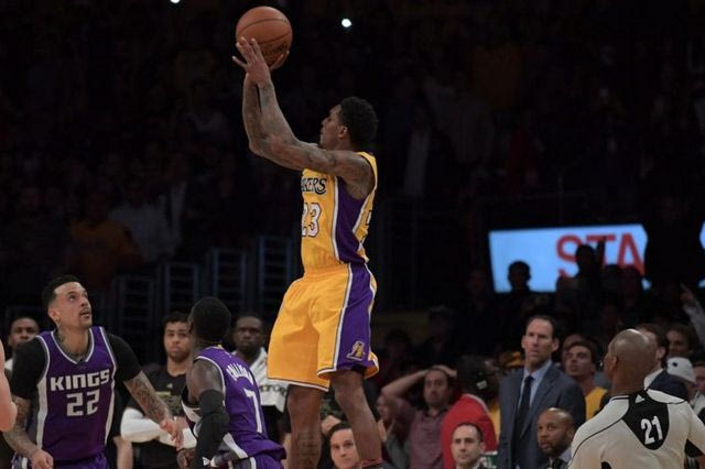 Η σπουδαία κίνηση που βάζει τους Ρόκετς στο κάδρο των φαβορί