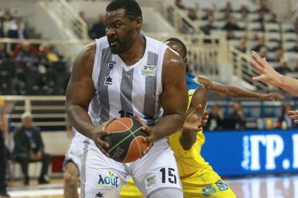 Ο Σοφοκλής Σχορτσιανίτης στους… 76ers!