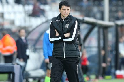 Εκνευρισμένος στη συνέντευξη Τύπου ο Ίβιτς