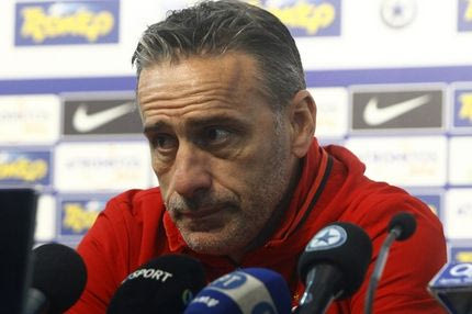 Ο Μπέντο γκρίνιαξε για διαιτησία και αποθέωσε Φορτούνη