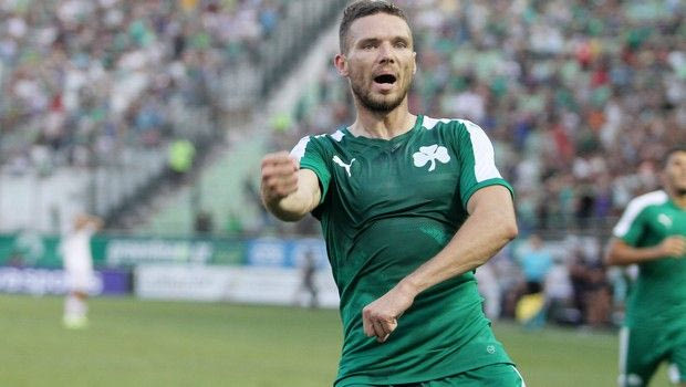 Μπεργκ: “Ο Γιόχανσον άρχισε να με κλωτσάει από το αεροδρόμιο”