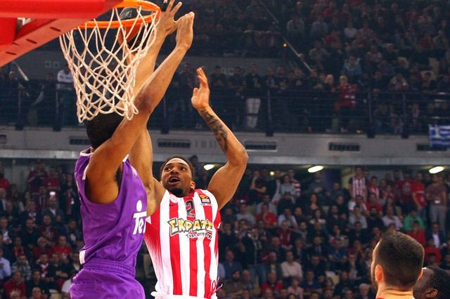 Ο “Σφαιρό” τού έβαλε τις φωνές, ο Μπιρτς αντιμίλησε