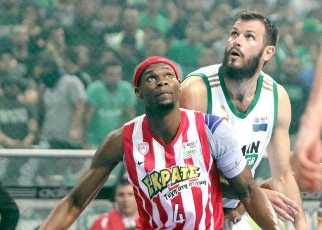 Ο Πέτγουεϊ ψάχνει… μαγαζί για να τραγουδήσει μαζί με τον Τσαλίκη!