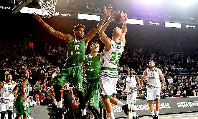 Δεν γίνεται δουλειά μόνο με το τρίποντο: “Εγκληματική” ήττα του Παναθηναϊκού