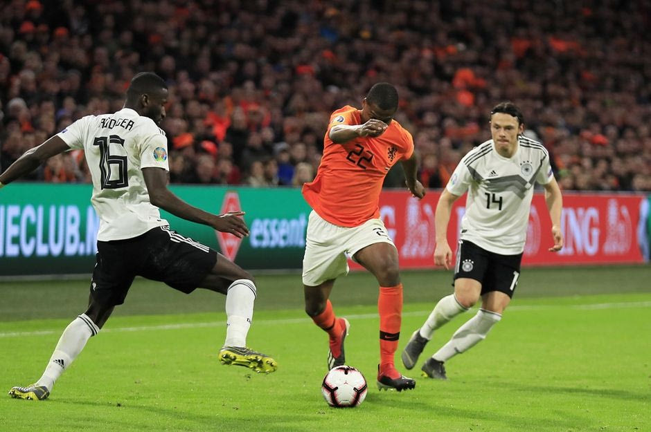 Ντέρμπι για την πρόκριση σε Αμβούργο και Βελιγράδι