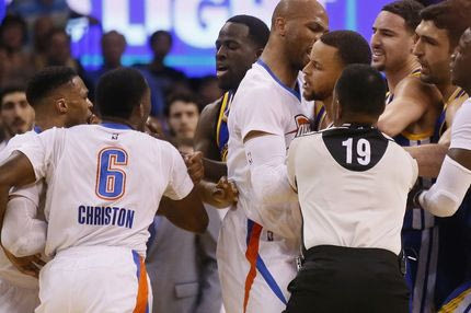 Αφού γλίτωσε το ξύλο με Γουέστμπρουκ, τελικά έφυγε νικητής ο Κάρι