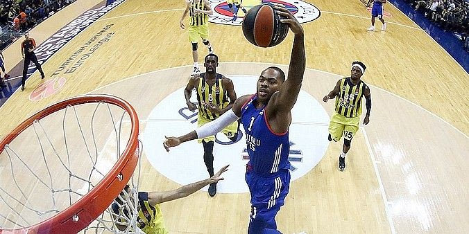 H Eφές έβαλε σε τρομερούς μπελάδες την Φενέρμπαχτσε