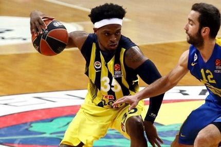 Ξέρανε τη Φενέρμπαχτσε η Μακάμπι με… σαδιστικό buzzer beater