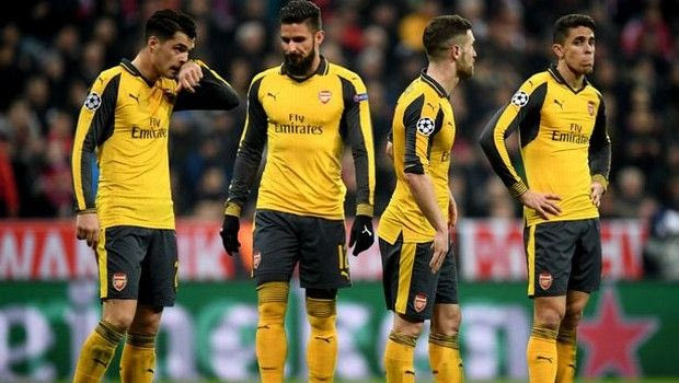 Τρολάρουν την Άρσεναλ με εξωγήινους, Τραμπ και… James Bond!