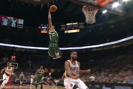 Απογειώθηκε ο Αντετοκούνμπο!