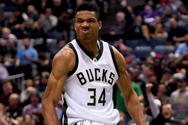 Ο Giannis εξαφάνισε τον P.J. Tucker!