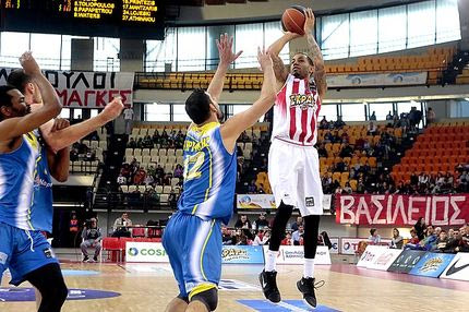 Tριαντάρα χωρίς ιδρώτα ο Ολυμπιακός