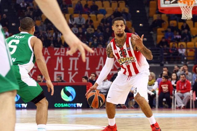 Ο Χάκετ έστειλε μήνυμα επιστροφής!