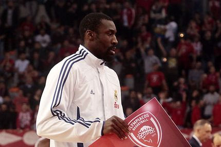 Το “ερυθρόλευκο” κάδρο στον Χάντερ