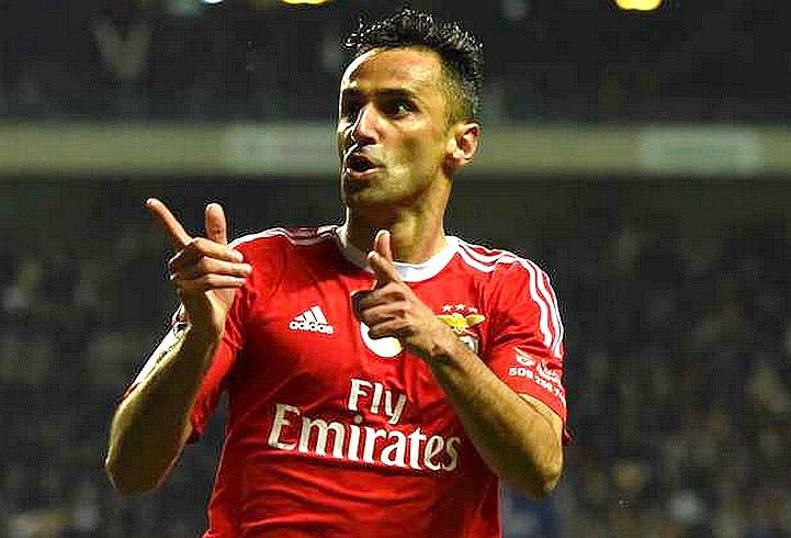 Δεν πάει πουθενά ο τρομερός παρτενέρ του Μήτρογλου