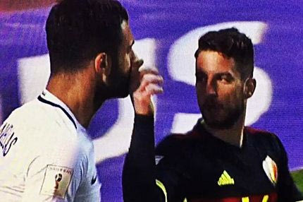 Για αυτό έπιασε τη μύτη του Τζαβέλλα ο Μέρτενς